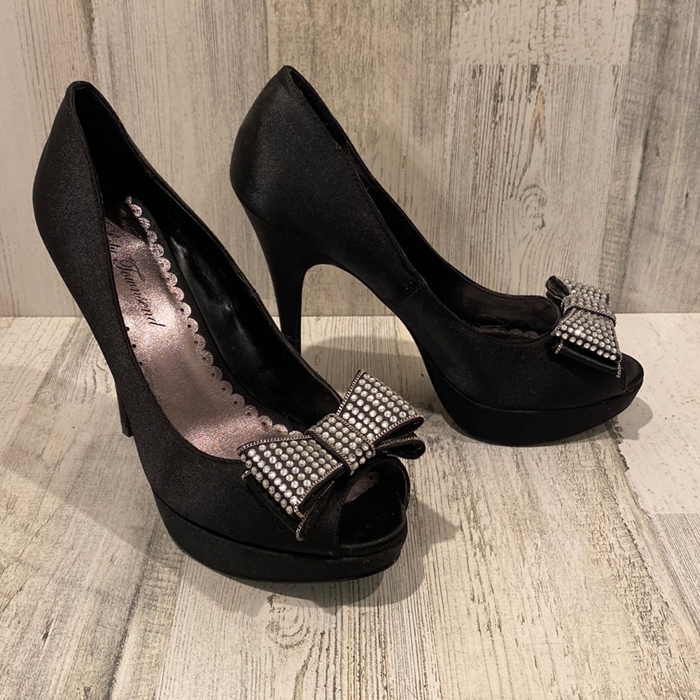 Lulu Townsend Rhinestone Bow Heels